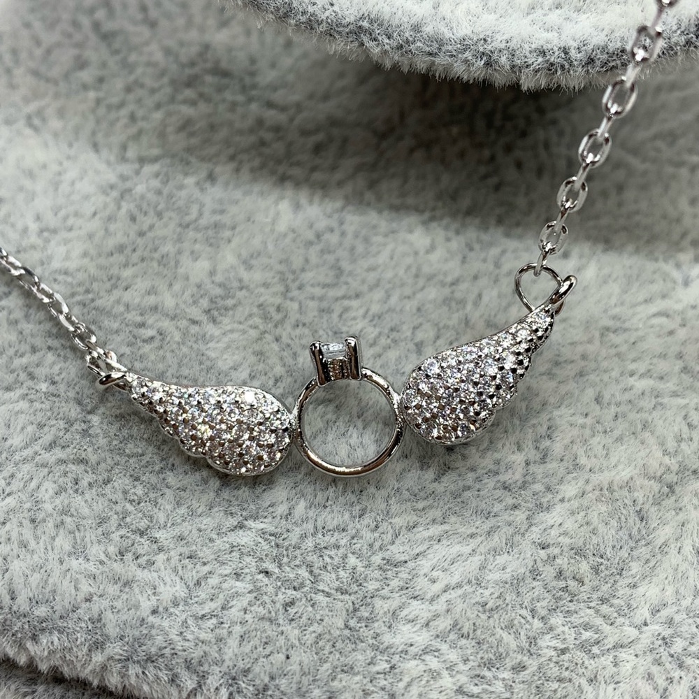 🌟 Sterling Silver 925 CZ Necklace - Picture 3 of 4